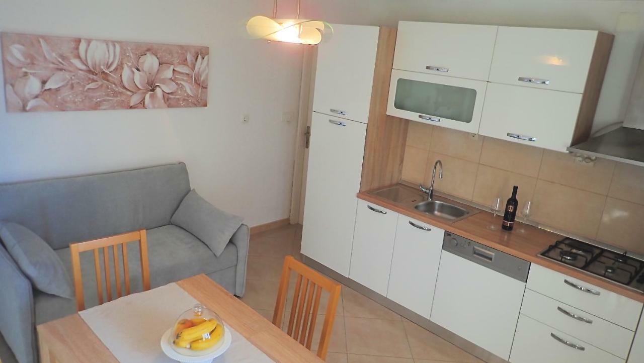 Studio Apartman Mia Stobreč Eksteriør billede